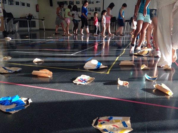 Biblioteca-Ciutat-Meridiana-Barcelona.-Danza-en-Familia.-2014          